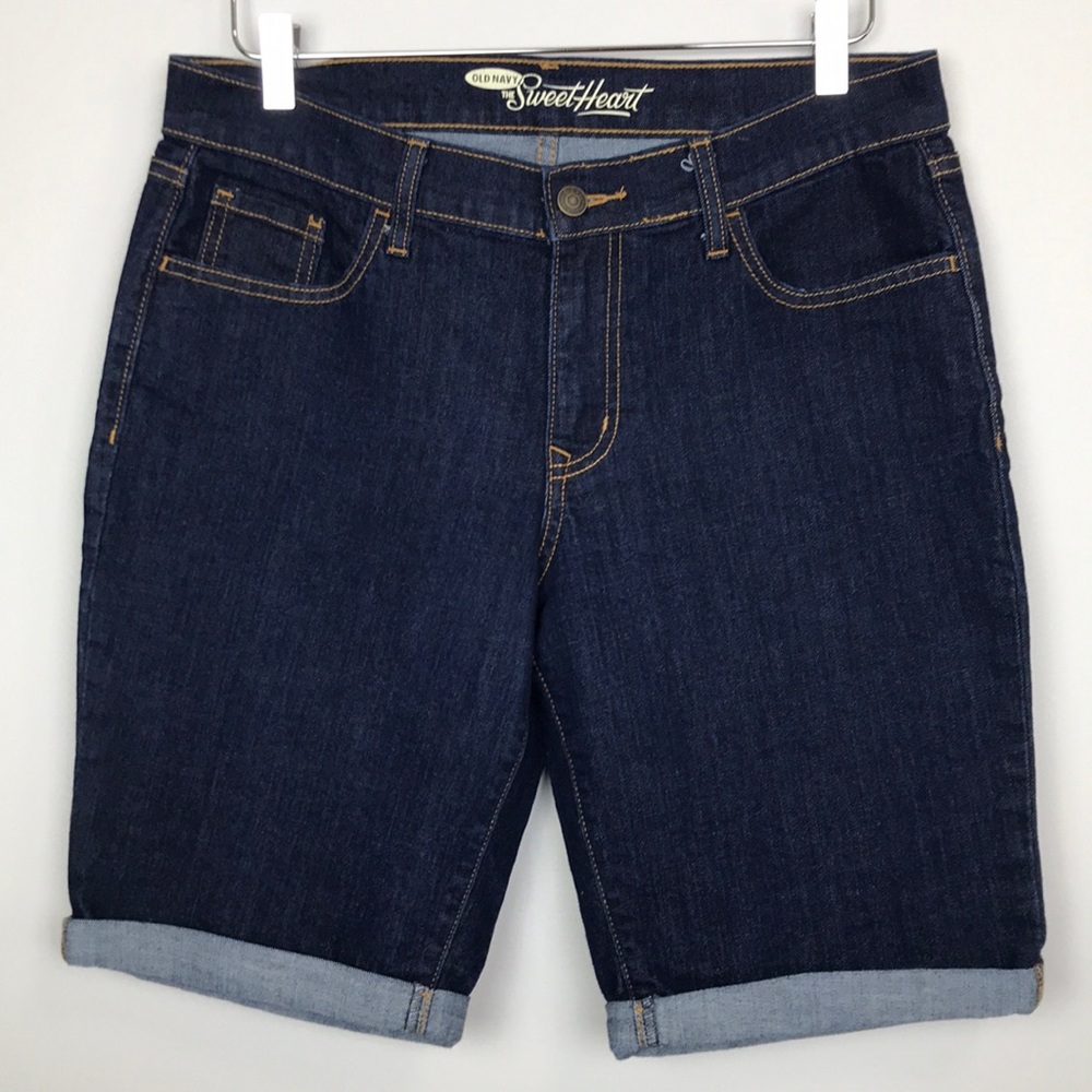 Old Navy The Sweetheart Bermuda Shorts Sz 8 Reg